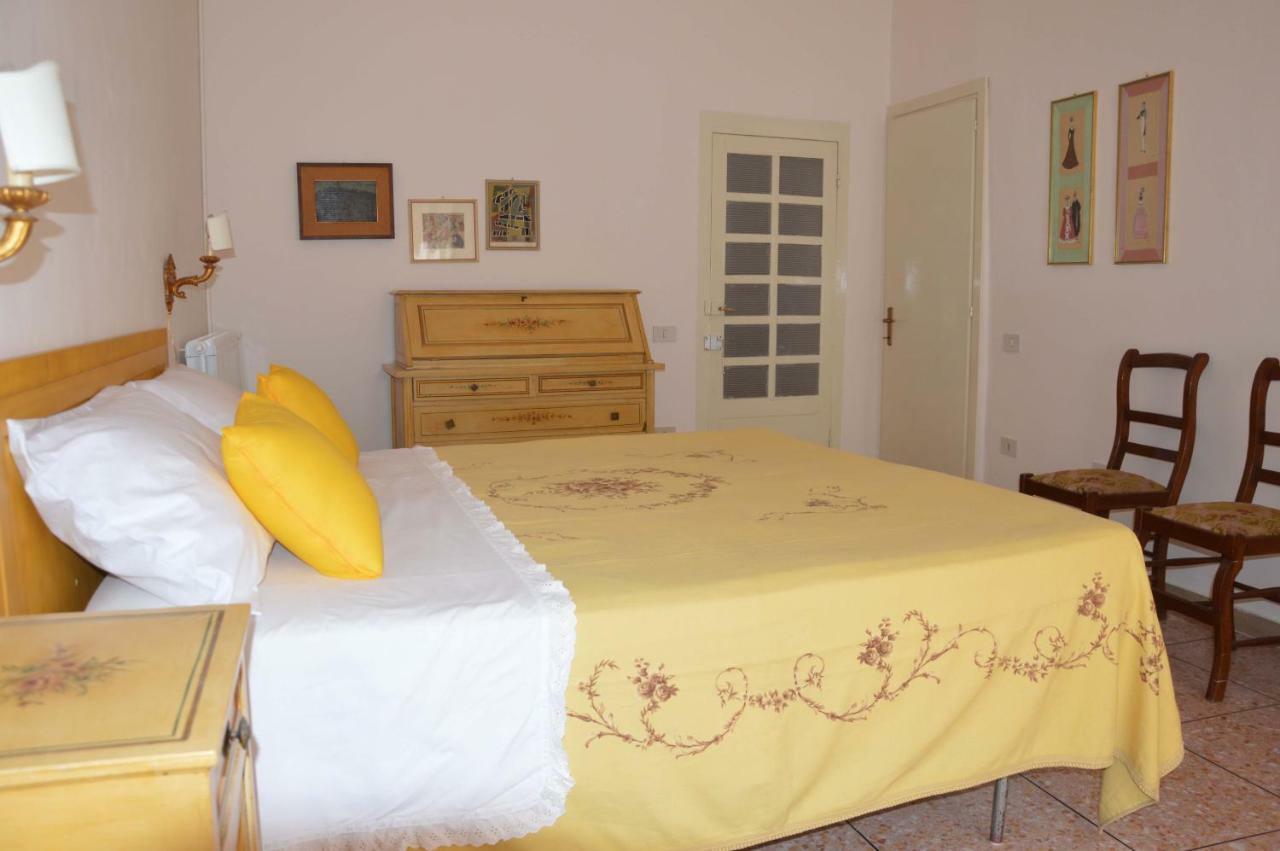 Casa Ciri Bed & Breakfast Foligno Kültér fotó